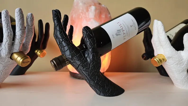 Suport Hand Gravity pentru sticla de vin
