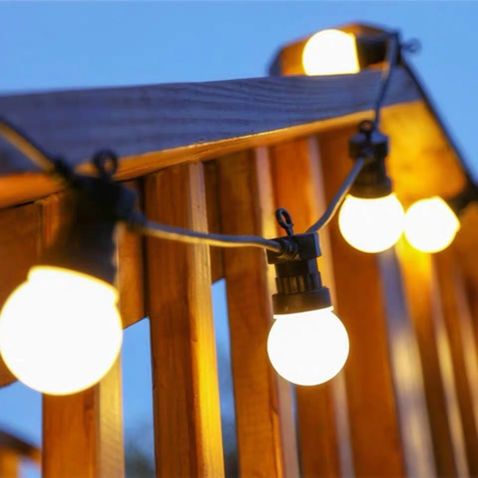 Ghirlanda luminoasa pentru gradina 10m, lumina calda (3000 K), protectie IP44, LED