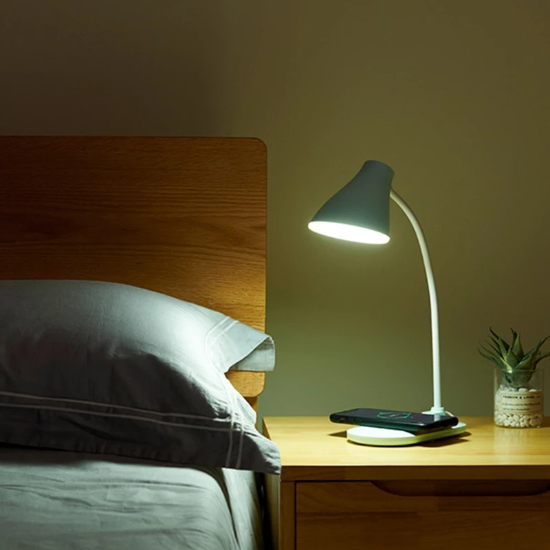 Veioza LED cu functie de incarcare wireless pentru telefon