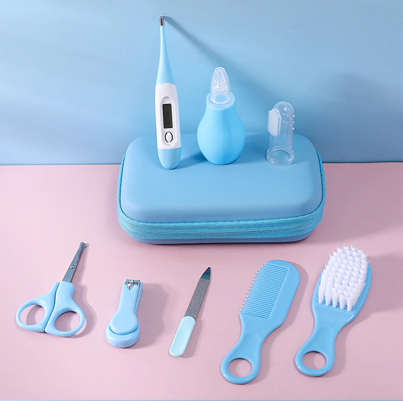 Set complet de îngrijire personală pentru copii - 9 accesorii incluse