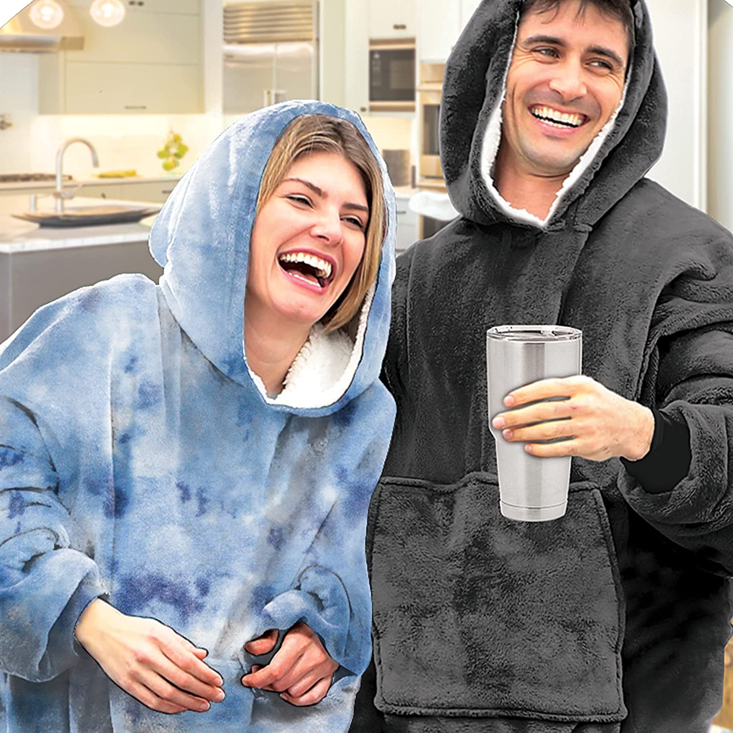 Patura-hanorac cu gluga, confortabila, calduroasa si pufoasa Huggle Hoodie - Auros